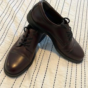 Dockers dress shoe. Men’s size 10.